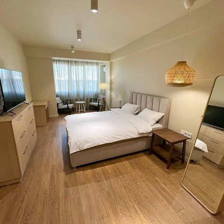 2 Bedroom On Ismail Corner Stefan Cel Mare, New Apartment, Chisinau Center! エクステリア 写真