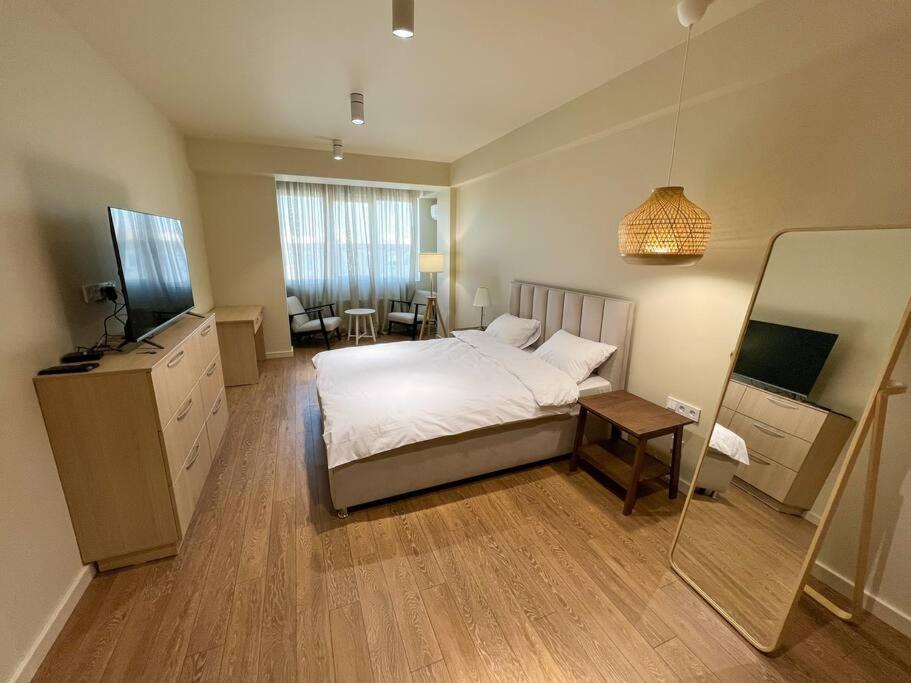 2 Bedroom On Ismail Corner Stefan Cel Mare, New Apartment, Chisinau Center! エクステリア 写真