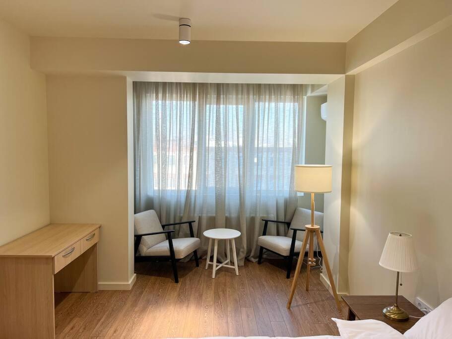 2 Bedroom On Ismail Corner Stefan Cel Mare, New Apartment, Chisinau Center! エクステリア 写真
